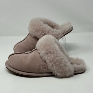 UGG Scuffette II Slippers Women’s 6 Pink Suede Sheepskin Cozy Slip On